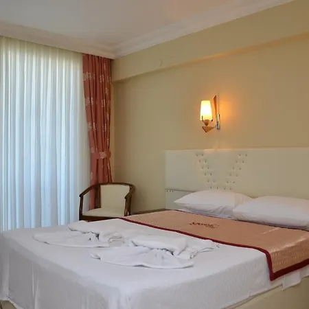 Oge 2000 Hotel